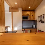 Amanuq Lovely Apartment