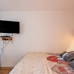 Amanuq Lovely Apartment