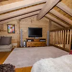 Chalet Duplex A Chamonix, 4 Chambres, 8 Pers, Wifi, Terrasse, Vue Mont-Blanc - Fr-1-343-185