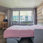 Superbe Appartement Avec Parking Gratuit En Centre Ville Et Aux Pieds Des Pistes