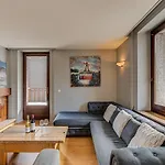 Apartment President - Alpes Travel - Central Chamonix - Sleeps 12