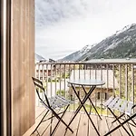 Kalmia Chamonix - By Emerald Stay