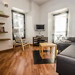 Bel Appartement Central A Chamonix Avec Balcon Et Wifi - Fr-1-343-165