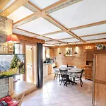 Charmant Duplex Avec Jardin, 4 Pers, Chamonix, Animaux Ok, Parking, Wifi, A 5 Min Du Centre - Fr-1-343-167