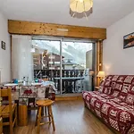 Studio Au Pied Des Pistes Avec Superbe Vue Et Parking Prive - Fr-1-343-217