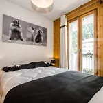 Chalet Calme A Chamonix, Proche Centre-Ville Avec Balcons, Parking Et Wi-Fi - Fr-1-343-212