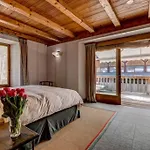 Spacious 3-Bed In The Heart Of Chamonix