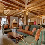 Spacious 3-Bed In The Heart Of Chamonix