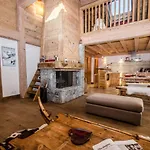 Chalet Duplex A Chamonix, 4 Chambres, 8 Pers, Wifi, Terrasse, Vue Mont-Blanc - Fr-1-343-185