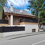 Chalet Henriette By Brennus Chamonix