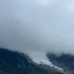 Mont Blanc 25, Vue Mont Blanc, Balcon, Parking