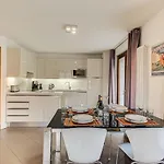 Apartment Alpes IV - Alpes Travel - Central Chamonix