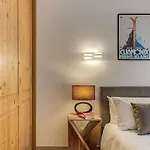 Apartment Alpes V - Alpes Travel - Central Chamonix - Sleeps 5