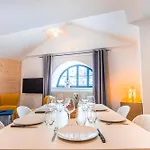 Chamone- Appartement Moderne - Hypercentre - Vues