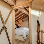 Apartment Longview - Alpes Travel - Central Chamonix - Sleeps 8