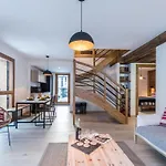 Appartement Duplex Au Centre De Chamonix Avec Wifi Et Parking - Fr-1-343-189