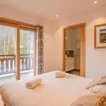 Grand Paradis- Modern 3 Bedroom Apartment With Spectacular Views