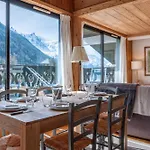 Beautiful Apartment With Superb View Of Mont Blanc