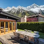 Chalet Alpins Alpes Travel Central Chamonix Mont Blanc Views Sleeps 6-8