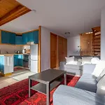 Nice 55 M With Balconies And Mont Blanc View