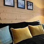 Le 41 Du Lyret - Appartement Type Studio Pour Deux Avec Vue Sur Les Aiguilles Dans Chamonix Centre
