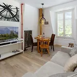 Mont Blanc 212 Apartment - Chamonix All Year