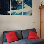 Charmant 2 Pieces Renove Avec Balcon, Wifi Et Parking, Proche Centre Et Commerces - Fr-1-517-66