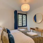 Apartment Cristal Des Glaces, Mont Blanc View, Alpes Travel, Sleeps 6