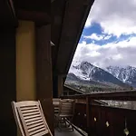 Apartment Capucin - A 3 Bedroom Chamonix Mountain Loft