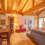 Apartment Capucin - A 3 Bedroom Chamonix Mountain Loft