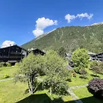 Cozy Apartment With View Of Mont Blanc