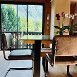 Alpine Retreat With Mont Blanc Panorama, Top Location, Private Parking
