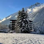 Residence Bois Du Bouchet, Appartement Vue Montagne, Calme, Parking Gratuit, Proche Centre