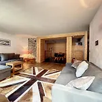 Chamonix Centre: Appartement 2 Chambres, Terrasse, 4-6 Pers, Proche Commerces - Fr-1-507-16