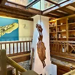 Marmotte Mountain Manor