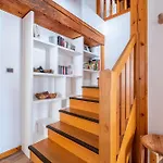 Chalet La Chapelle Aux Pieds Des Pistes