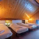 Chalet La Chapelle Aux Pieds Des Pistes
