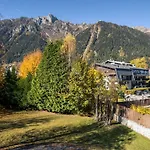 Appartement De 115M² Avec Terrasse Et Cheminee A Chamonix-Mont-Blanc, Proche Centre Et Telepherique - Fr-1-343-178
