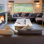 Chalet Cree