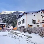 Chalet Plein Centre - Savoyard Moderne - Happy Rentals