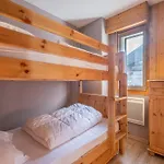 Beautiful 50M With 2 Balconies And Mountain View