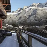 Primerose - Historic Chalet - Garden - Central - 5 Bedrooms - Mont-Blanc Views