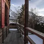 Primerose - Historic Chalet - Garden - Central - 5 Bedrooms - Mont-Blanc Views