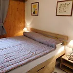 Bel Appartement 2 Pieces Avec Parking A Chamonix - Fr-1-517-39