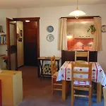Charmant 2 Pieces Avec Parking A Chamonix, Animaux Acceptes - Fr-1-517-19