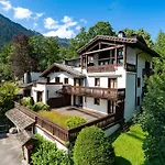 Jardin Du Parc Mont Blanc- Alpine Style Apartment In The Heart Of Chamonix