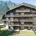 Chamonix : Studio Charmant, Balcon Vue Mont-Blanc, Parking, Wifi, Animaux Acceptes - Fr-1-343-221
