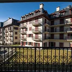 Bel Appartement Central Avec Balcon Et Parking A Chamonix - Fr-1-343-236