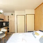 Chamonix : Studio Charmant, Balcon Vue Mont-Blanc, Parking, Wifi, Animaux Acceptes - Fr-1-343-221