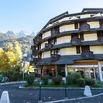 Joli Appartement Renove Avec Balcon Proche Zone Pietonne - Fr-1-343-164